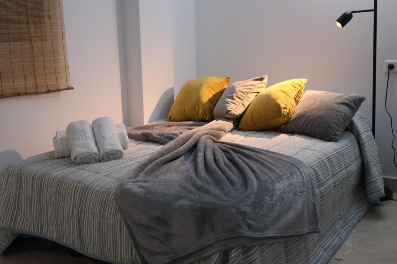 Alov Apartment รอนดา ภายนอก รูปภาพ